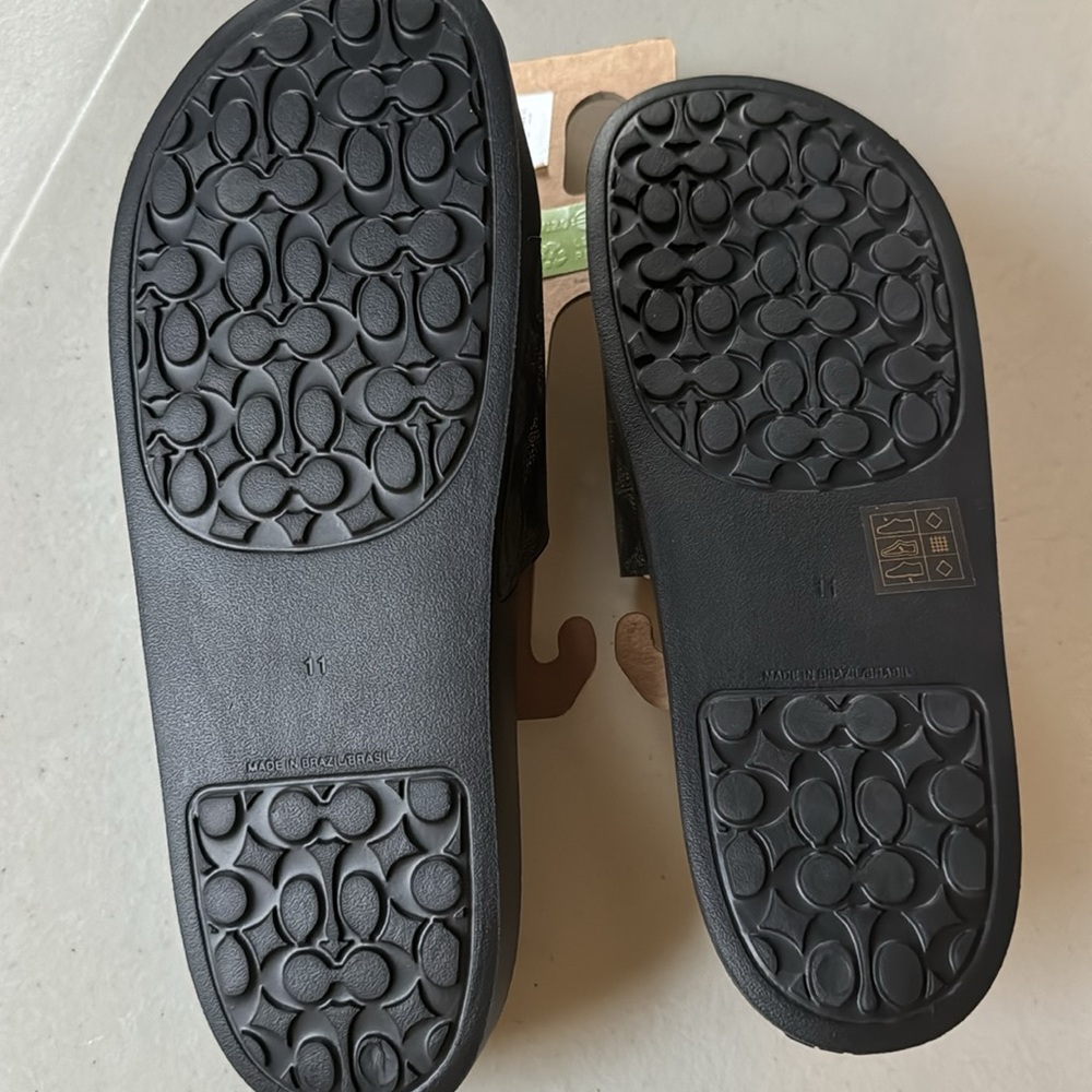 Coach women’s Uli Sport Slide In Signature
Canvas size 11. #15 - Picture 12 of 12